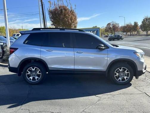 2023 Honda Passport AWD TrailSport