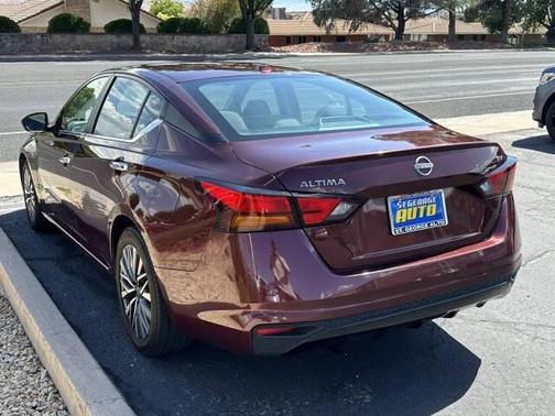 2023 Nissan Altima 2.5 SV