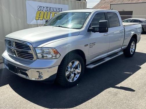 Bright Silver Metallic Clearcoat 2019 RAM 1500 Big Horn