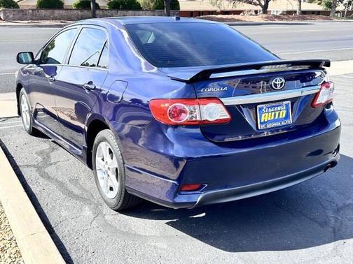 2011 Toyota Corolla LE
