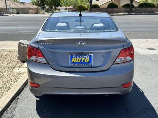 2014 Hyundai Accent SE