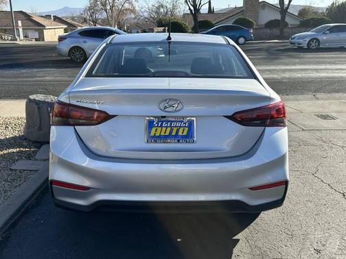 2019 Hyundai Accent SE