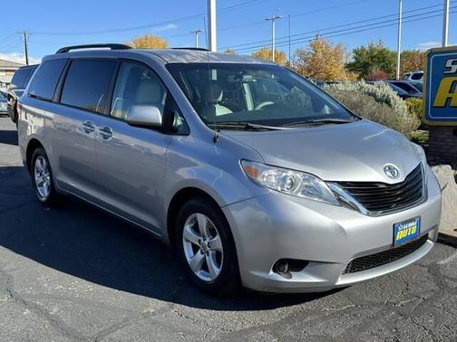 2012 Toyota Sienna LE