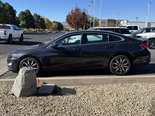 2023 Chevrolet Malibu FWD RS