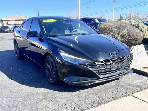2022 Hyundai ELANTRA SEL