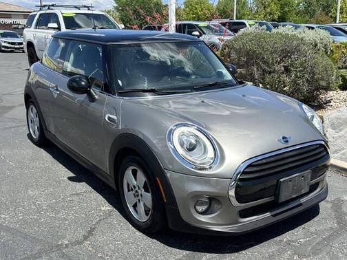 Moonwalk Grey M 2017 MINI Hardtop Cooper