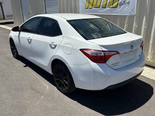 Super White 2016 Toyota Corolla S Plus
