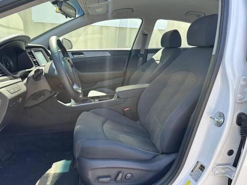 Quartz White Pearl 2018 Hyundai SONATA SEL