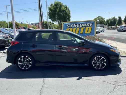2017 Toyota Corolla iM Base
