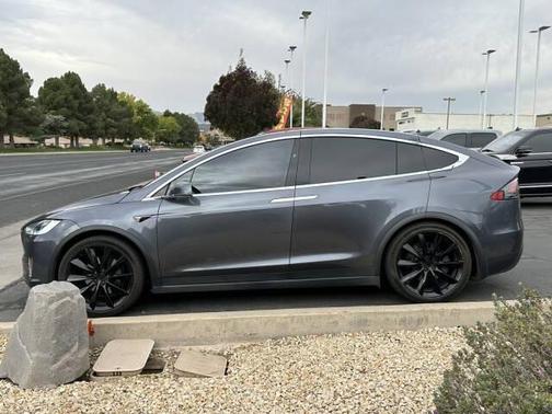 2021 Tesla Model X Long Range Plus Dual Motor All-Wheel Drive