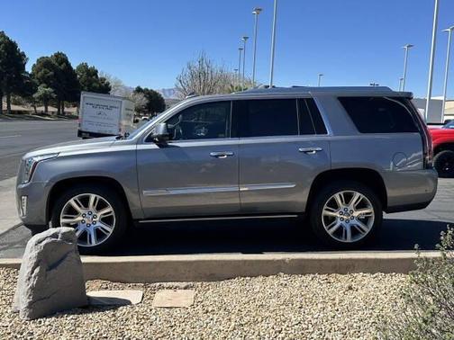 2020 Cadillac Escalade Premium Luxury