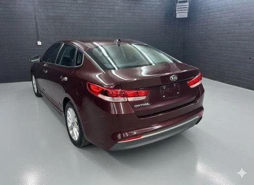 2017 Kia Optima LX