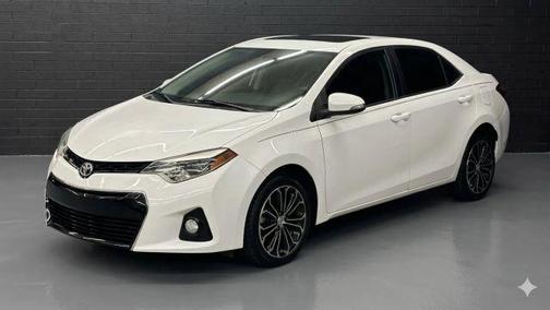 White 2015 Toyota Corolla S Plus