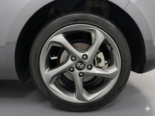 2019 Hyundai Veloster 2.0