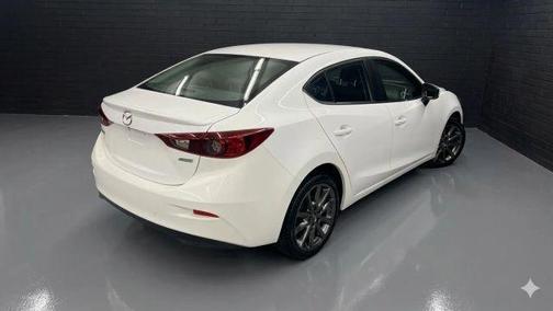 2018 Mazda Mazda3 Touring