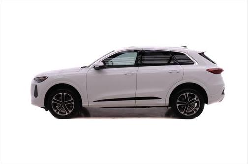 2025 Audi Q5 Premium TFSI quattro S tronic