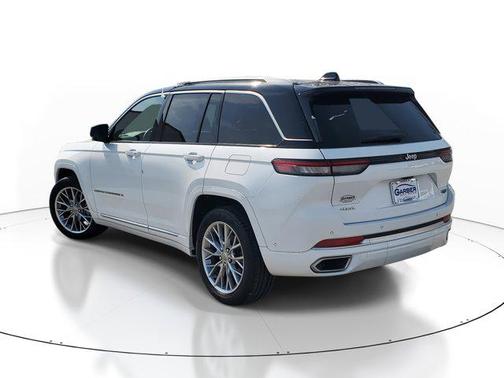 2023 Jeep Grand Cherokee Summit