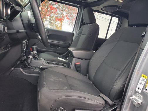 2020 Jeep Gladiator Sport S