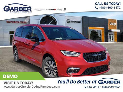 2025 Chrysler Pacifica Hybrid Select