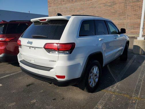 2022 Jeep Grand Cherokee Laredo