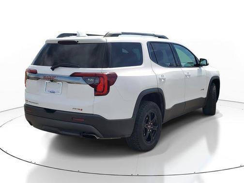 2021 GMC Acadia AWD AT4