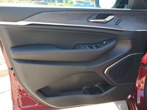 2025 Jeep Grand Cherokee L Overland