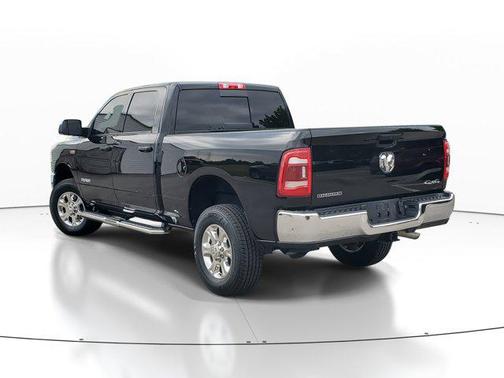 2022 RAM 2500 Big Horn Crew Cab 4x4 6'4' Box