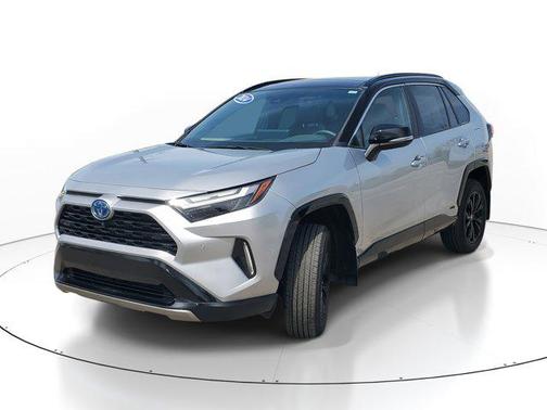2024 Toyota RAV4 Hybrid SE