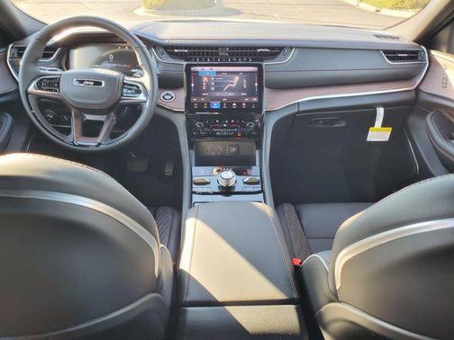 2025 Jeep Grand Cherokee L Summit