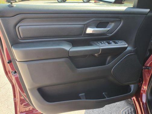 2026 RAM 1500 Warlock Crew Cab 4x4 5'7' Box