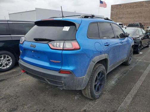Hydro Blue Pearlcoat 2019 Jeep Cherokee Trailhawk