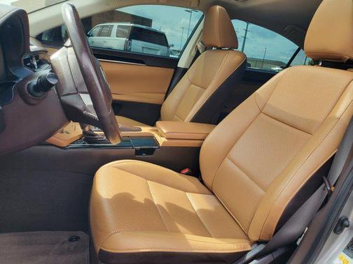 2018 Lexus ES 350 Base