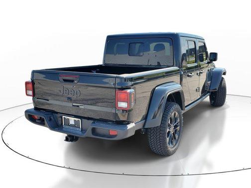 2025 Jeep Gladiator Nighthawk