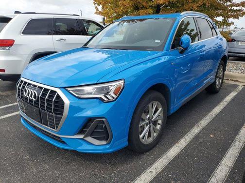 2023 Audi Q3 Premium 45 TFSI S line quattro Tiptronic
