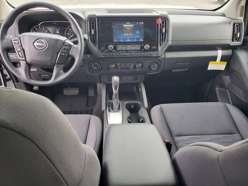 2025 Nissan Frontier S