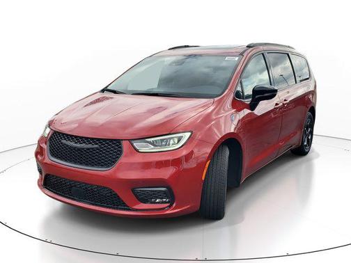2025 Chrysler Pacifica Hybrid Premium S Appearance Pkg