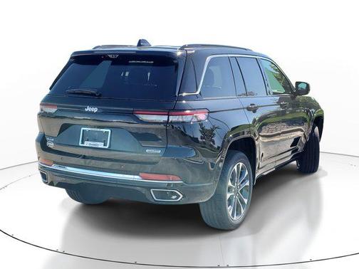 2025 Jeep Grand Cherokee Overland