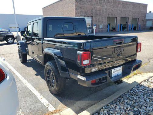2022 Jeep Gladiator Altitude 4x4