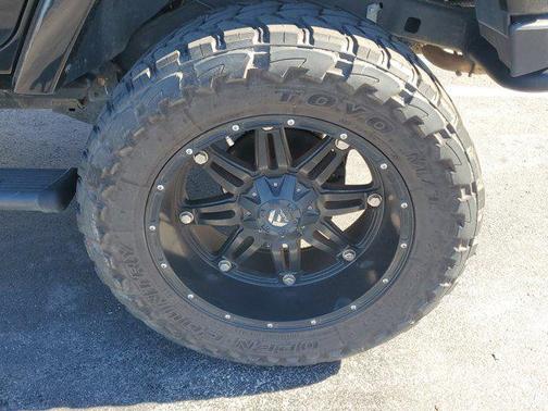 2014 Jeep Wrangler Unlimited Sahara