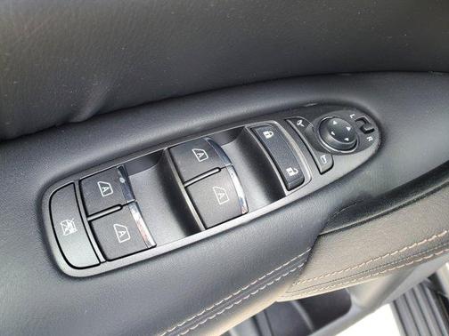 2022 Nissan Armada Platinum 4WD