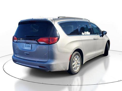 2020 Chrysler Voyager LXI
