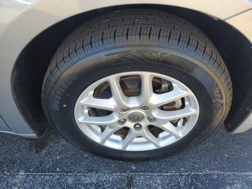 2020 Chrysler Voyager LXI