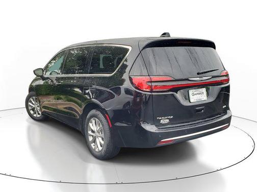 2025 Chrysler Pacifica L