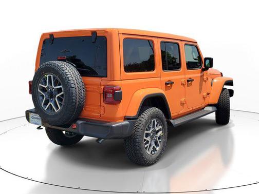 2025 Jeep Wrangler 4-Door Sahara 4x4