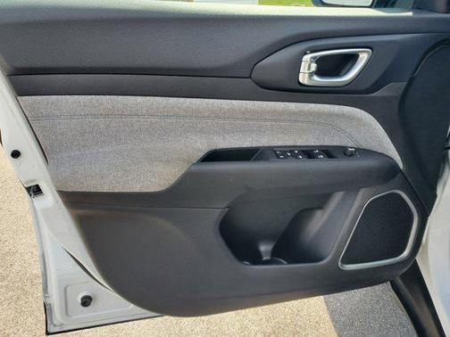2023 Jeep Compass Sport