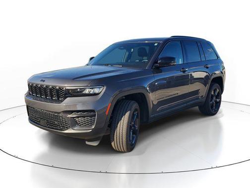 2022 Jeep Grand Cherokee Altitude