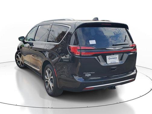 2026 Chrysler Pacifica L