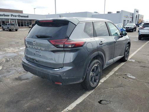 2025 Nissan Rogue SV