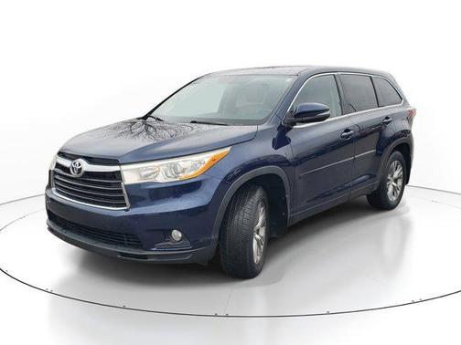2014 Toyota Highlander LE