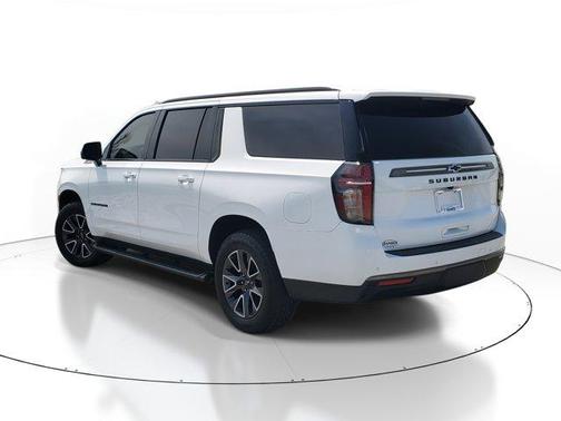 2022 Chevrolet Suburban 4WD Z71